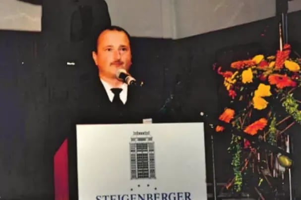 2000-09-29_Festveranstaltung-im-Esplanade-10-Jahre-GODYO-Story